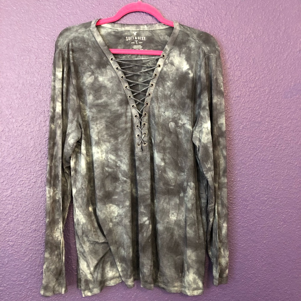 || AEO Soft & Sexy Lace Up Long Sleeve Tee ||